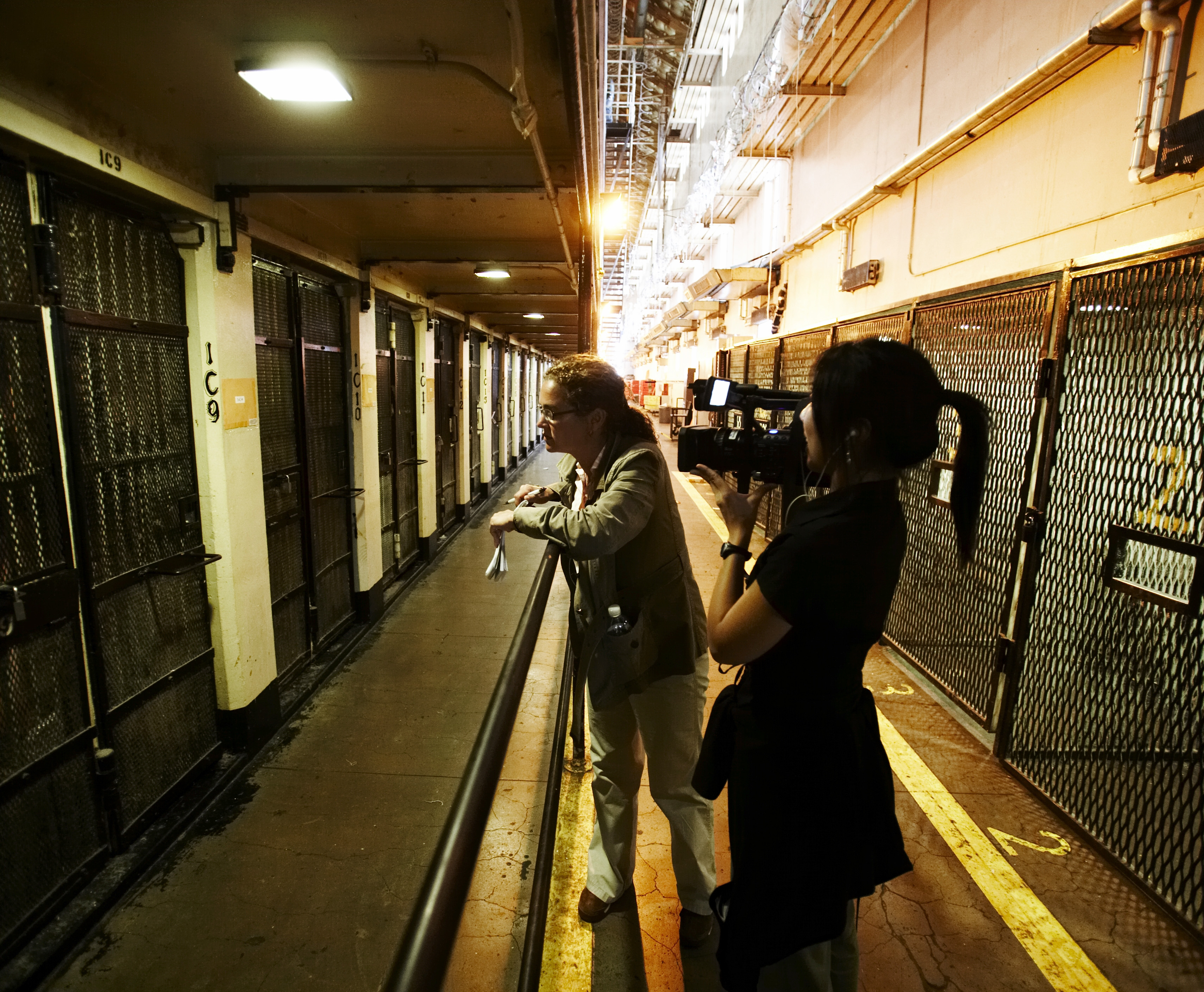 ●LOCK DOWN INMATES Lock Down Inmates Discography: Vinyl, CDs, & More | Discogs
